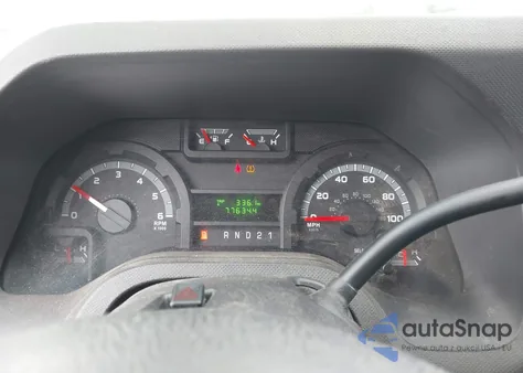 2010 Ford E-150 Commercial/Recreational из США, поврежденный, VIN 1FTNE1EW0ADA53172